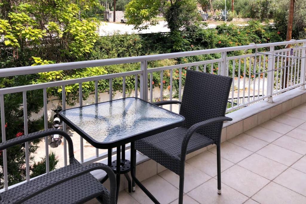 Cozy Studio Near The Beach 1Stfloor Nea Iraklitsa Exterior photo